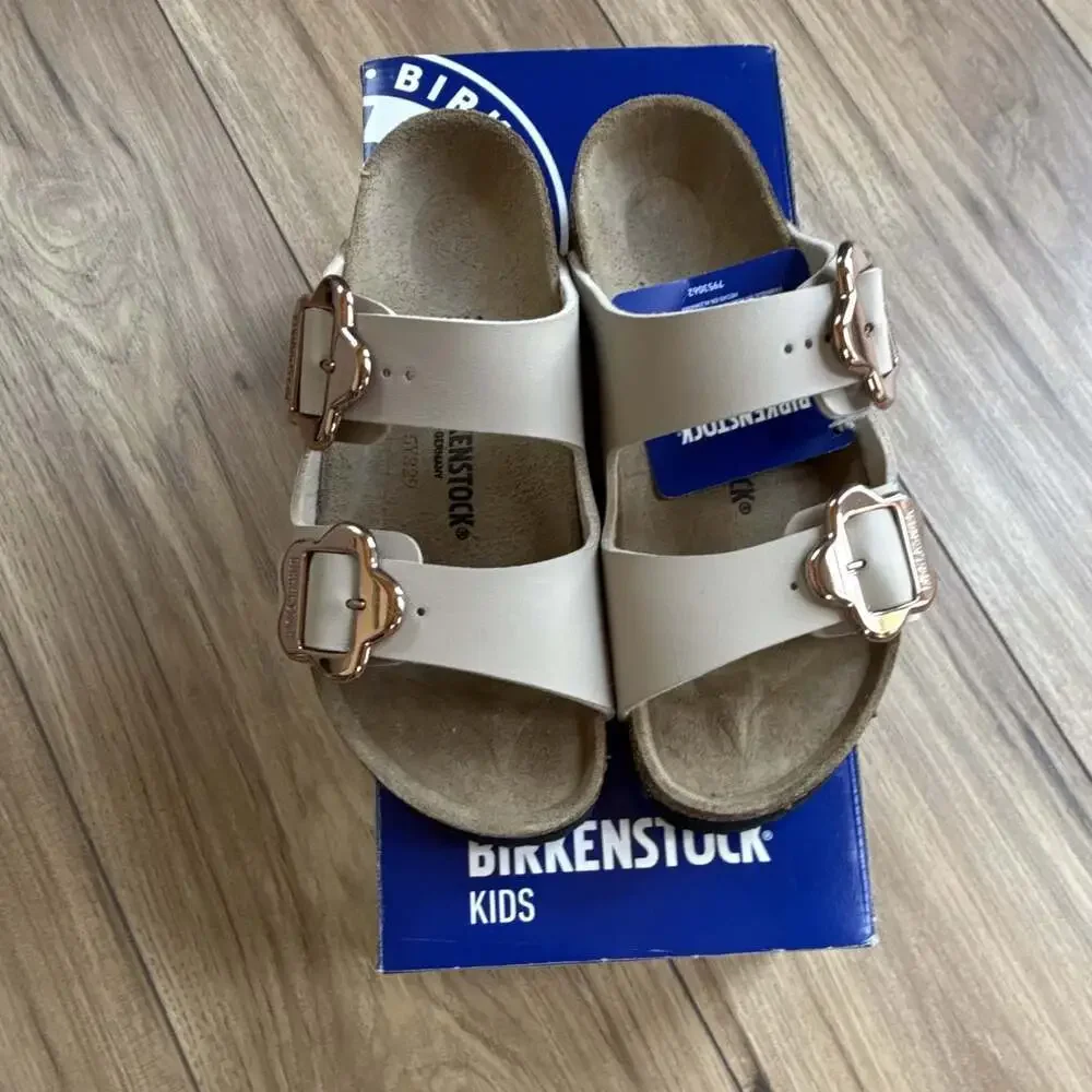 Birkenstock Arizona Flower Buckle Kids Sandals Beige EU 33 Narrow 1030419
